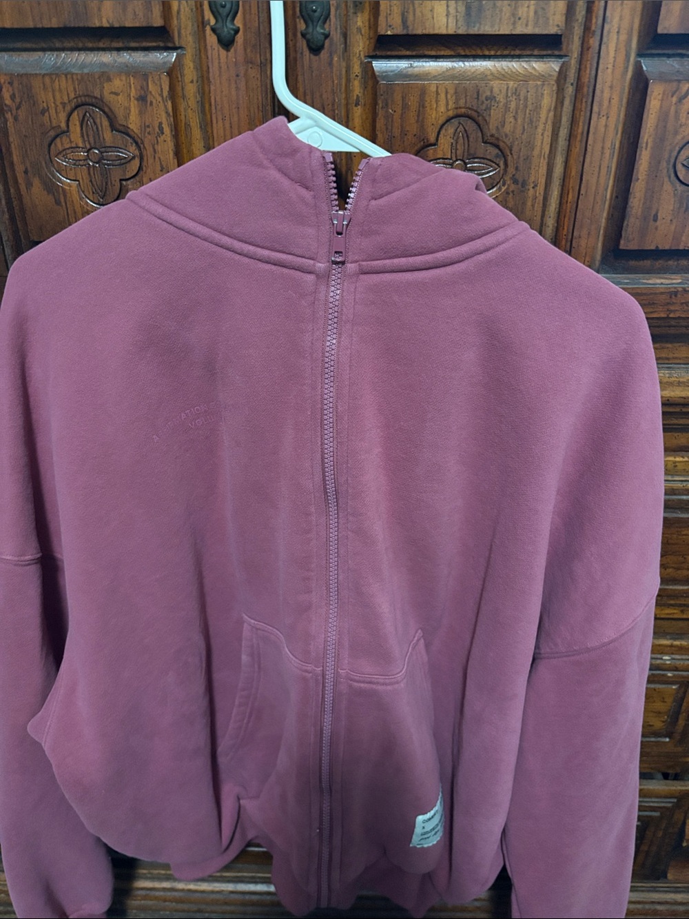 Women's berry color Full-Zip Hoodie Sweatshirt from Comfrt